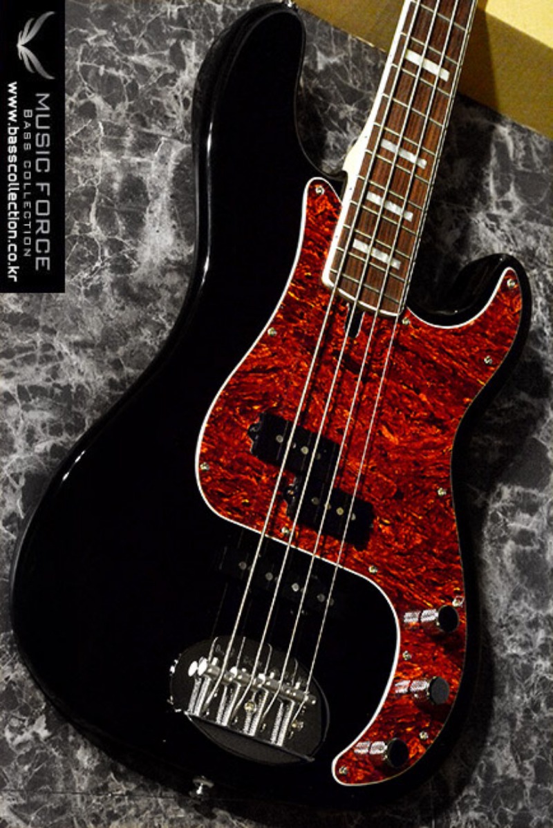 Lakland Skyline 44-64 Custom Vintage P&amp;J Bass-Black w/Tortoise PG &amp; Rosewood FB(2015년산/신품)