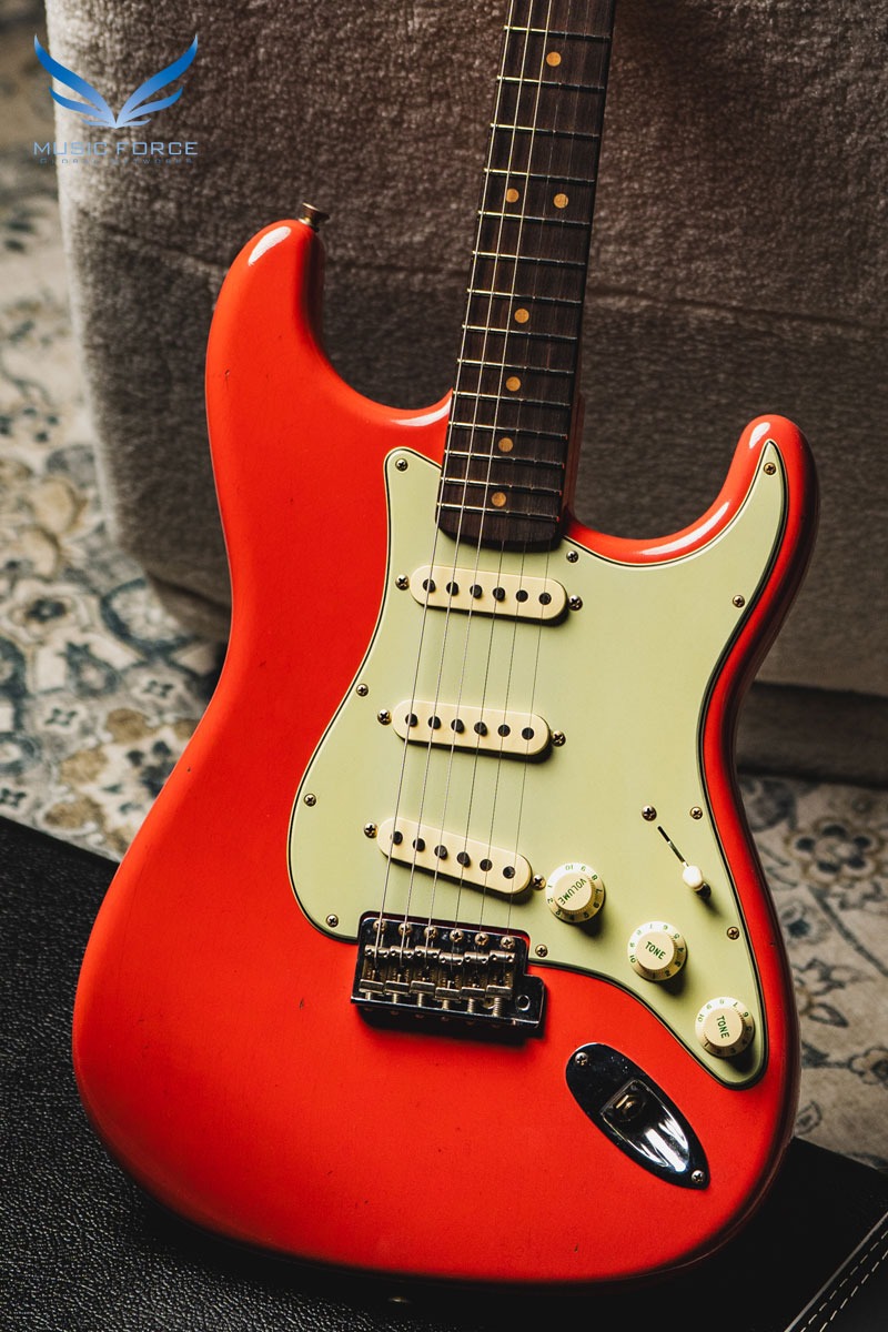 [2024 새봄맞이세일! (~5/31까지)] Fender Custom Shop 1964 Strat Journeyman Relic-Faded/Aged Fiesta Red (2023년산/신품) - CZ574139